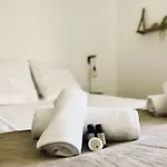 דירה T2 Avec Balcon Au Coeur De - Clim & Wifi