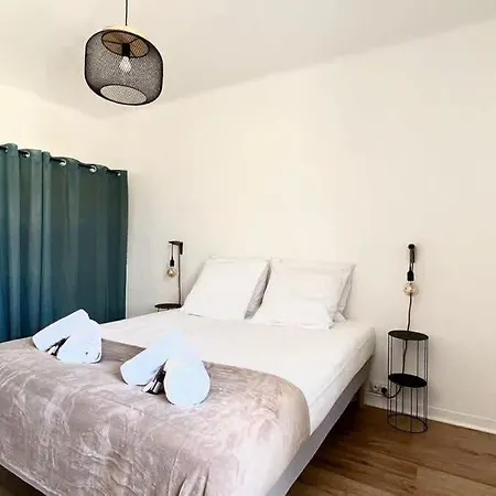 T2 Avec Balcon Au Coeur De - Clim & Wifi * أجاكسيو