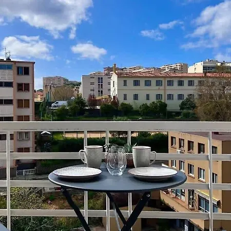 T2 Avec Balcon Au Coeur De - Clim & Wifi *