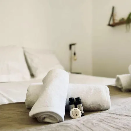 شقة T2 Avec Balcon Au Coeur De - Clim & Wifi