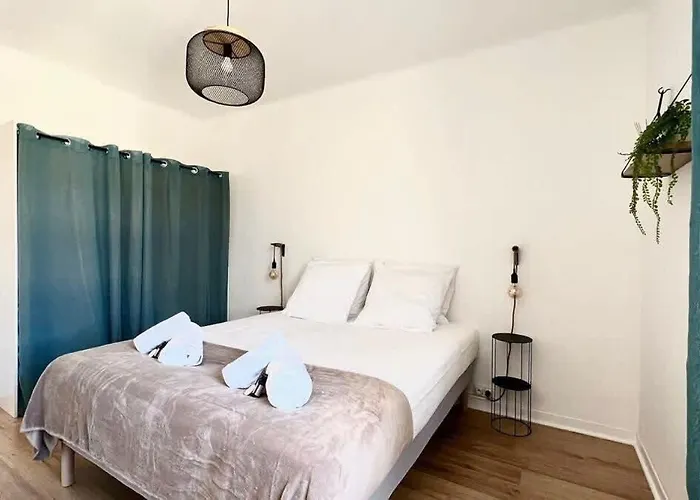 T2 Avec Balcon Au Coeur De - Clim&wifi * Ajaccio (Corsica)